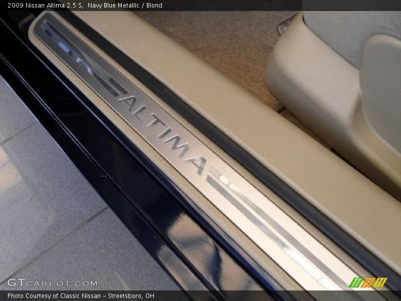 Navy Blue Metallic / Blond 2009 Nissan Altima 2.5 S