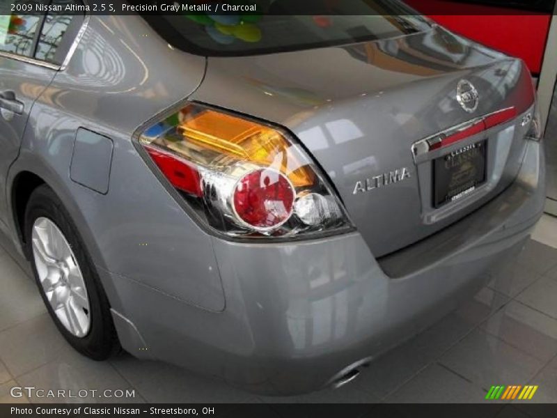 Precision Gray Metallic / Charcoal 2009 Nissan Altima 2.5 S