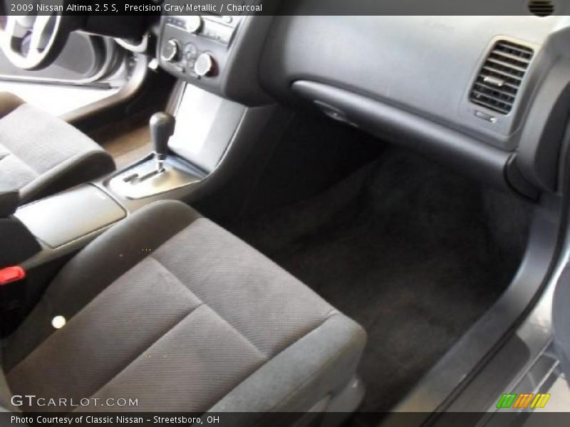 Precision Gray Metallic / Charcoal 2009 Nissan Altima 2.5 S