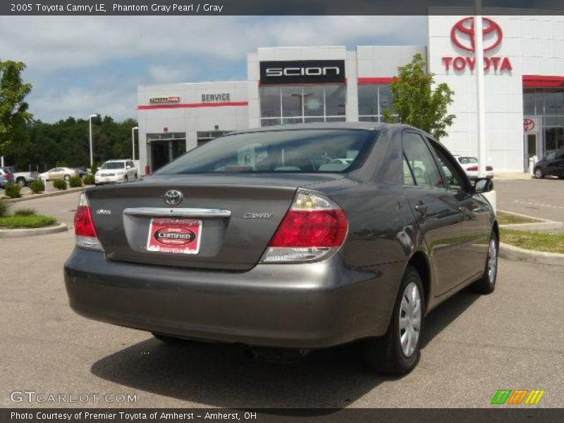 Phantom Gray Pearl / Gray 2005 Toyota Camry LE