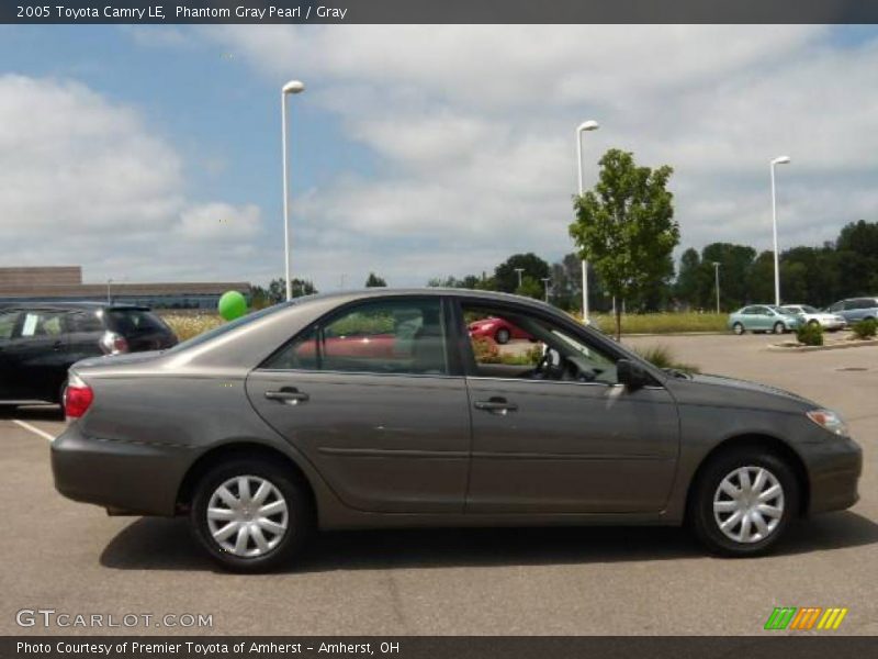 Phantom Gray Pearl / Gray 2005 Toyota Camry LE