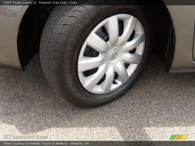 Phantom Gray Pearl / Gray 2005 Toyota Camry LE
