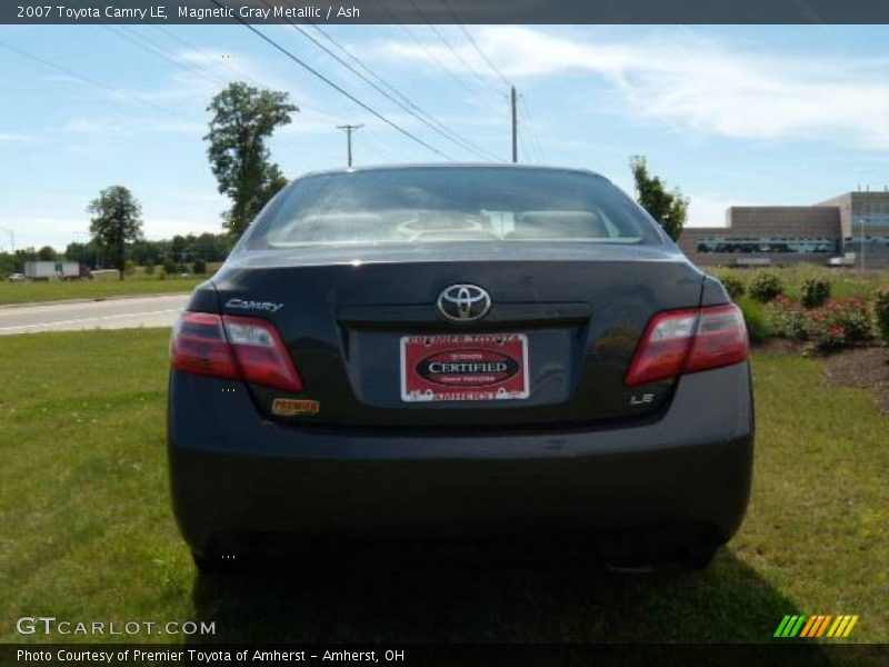 Magnetic Gray Metallic / Ash 2007 Toyota Camry LE