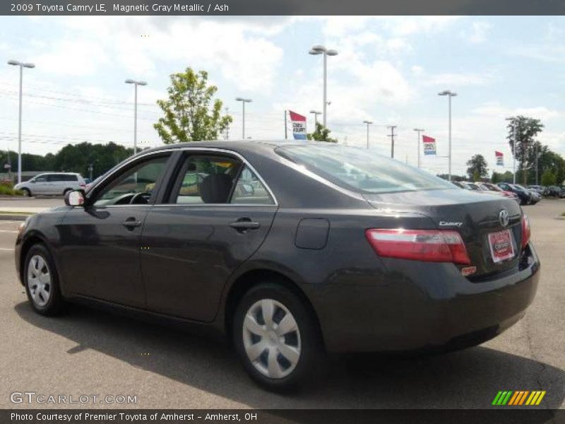 Magnetic Gray Metallic / Ash 2009 Toyota Camry LE