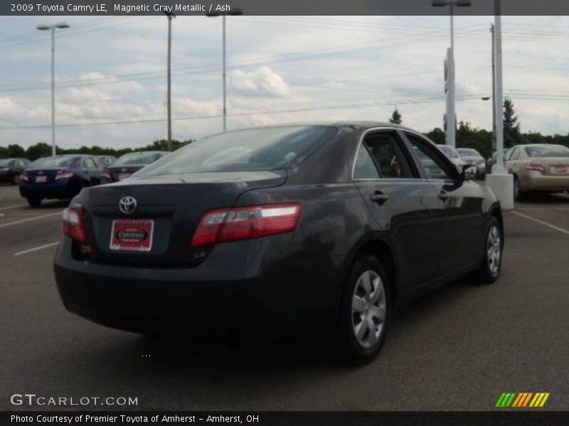 Magnetic Gray Metallic / Ash 2009 Toyota Camry LE