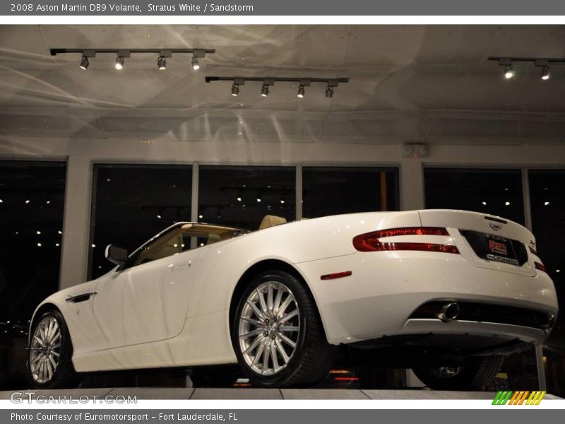 Stratus White / Sandstorm 2008 Aston Martin DB9 Volante