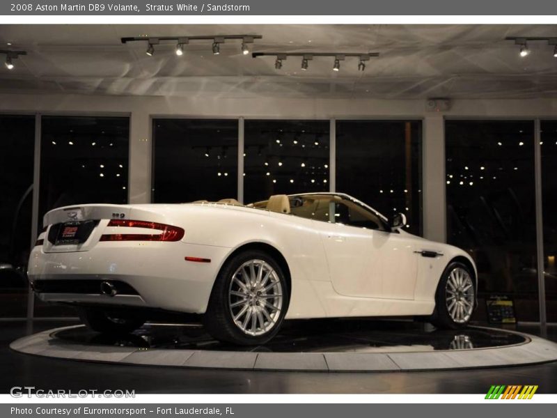 Stratus White / Sandstorm 2008 Aston Martin DB9 Volante