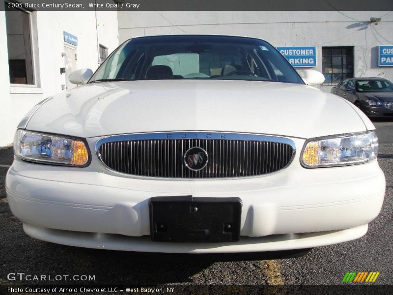 White Opal / Gray 2005 Buick Century Sedan