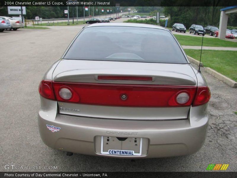 Sandrift Metallic / Neutral 2004 Chevrolet Cavalier LS Coupe