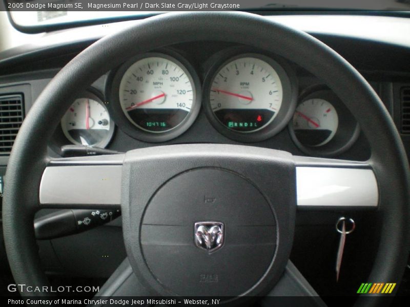Magnesium Pearl / Dark Slate Gray/Light Graystone 2005 Dodge Magnum SE