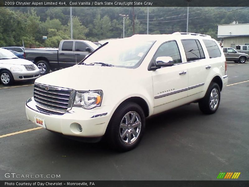 Cool Vanilla / Dark Slate Gray/Light Slate Gray 2009 Chrysler Aspen Limited 4x4