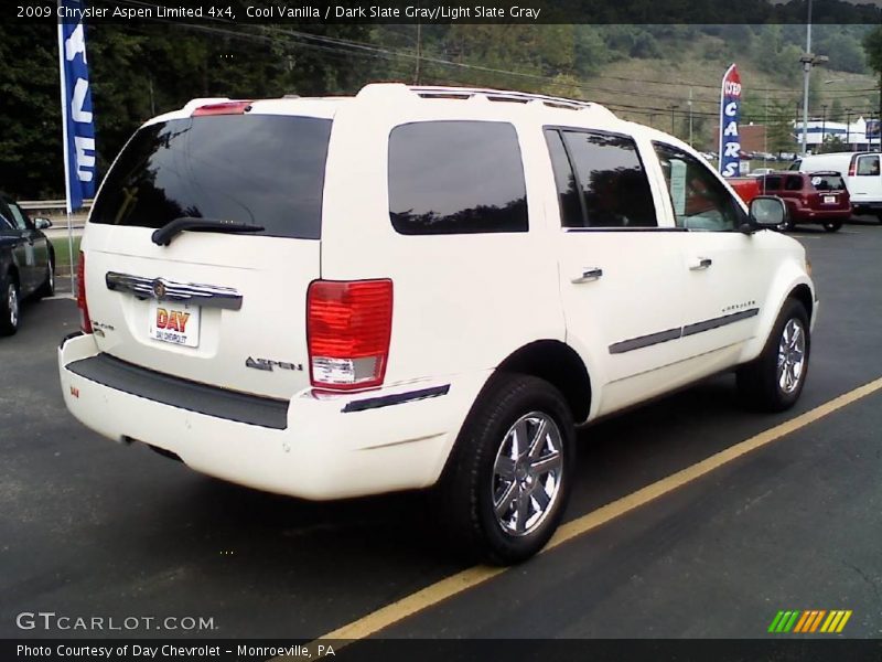 Cool Vanilla / Dark Slate Gray/Light Slate Gray 2009 Chrysler Aspen Limited 4x4
