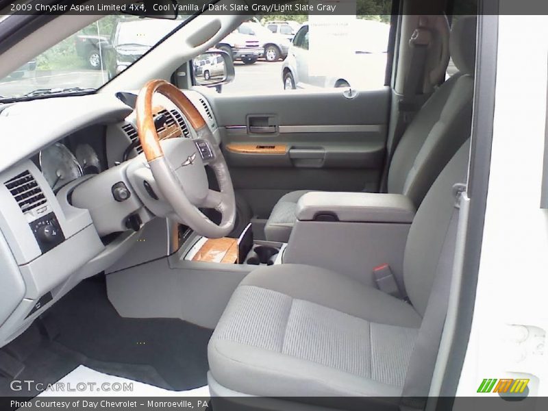 Cool Vanilla / Dark Slate Gray/Light Slate Gray 2009 Chrysler Aspen Limited 4x4
