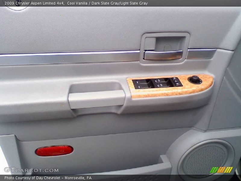 Cool Vanilla / Dark Slate Gray/Light Slate Gray 2009 Chrysler Aspen Limited 4x4
