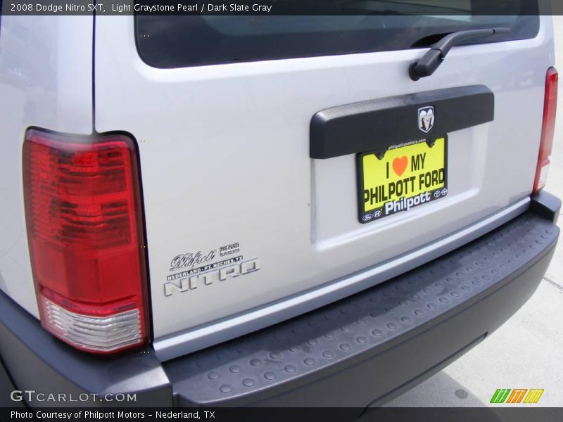 Light Graystone Pearl / Dark Slate Gray 2008 Dodge Nitro SXT