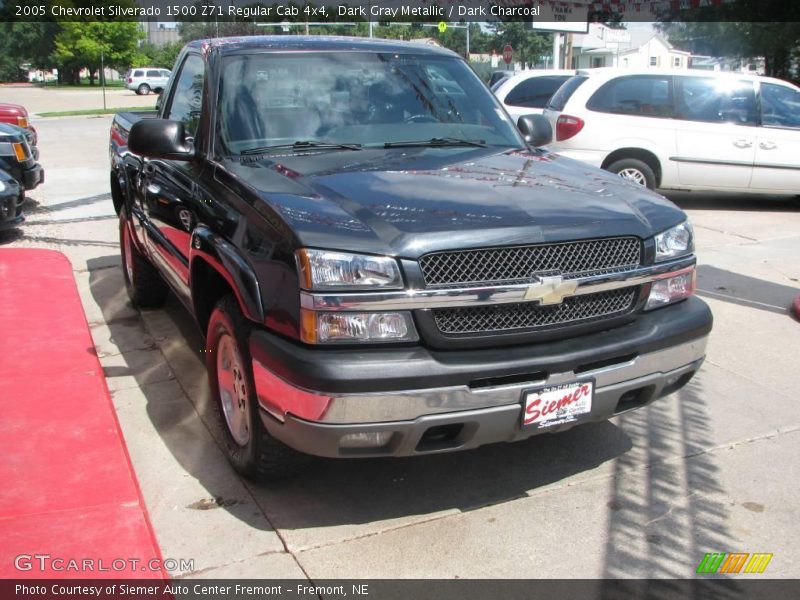 Dark Gray Metallic / Dark Charcoal 2005 Chevrolet Silverado 1500 Z71 Regular Cab 4x4