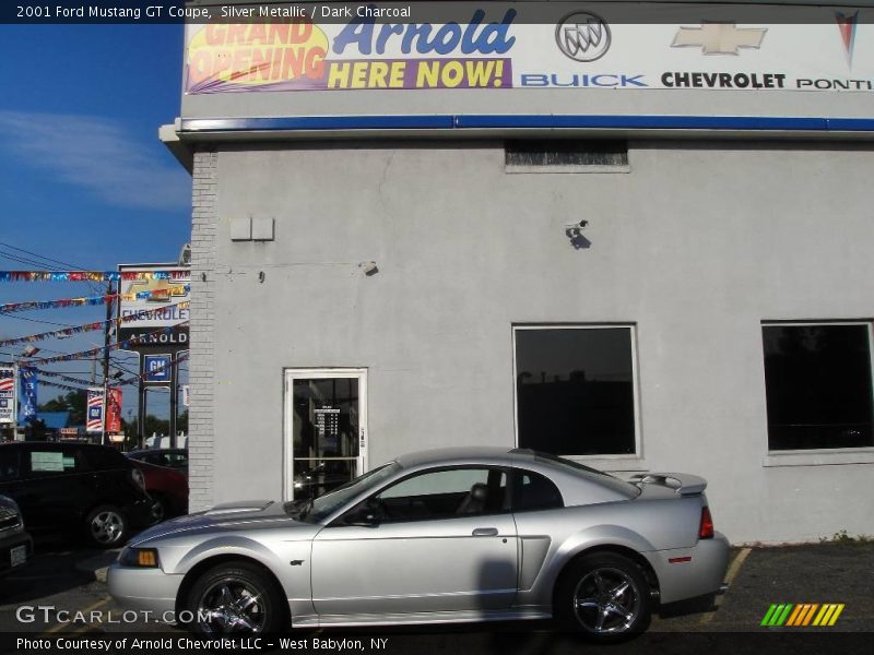 Silver Metallic / Dark Charcoal 2001 Ford Mustang GT Coupe