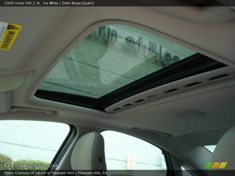 Ice White / Dark Beige/Quartz 2006 Volvo S40 2.4i