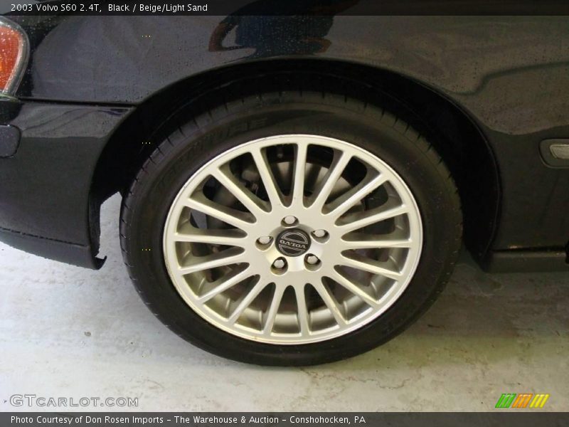 Black / Beige/Light Sand 2003 Volvo S60 2.4T