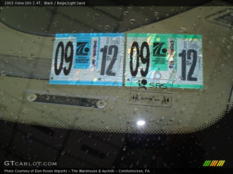 Black / Beige/Light Sand 2003 Volvo S60 2.4T