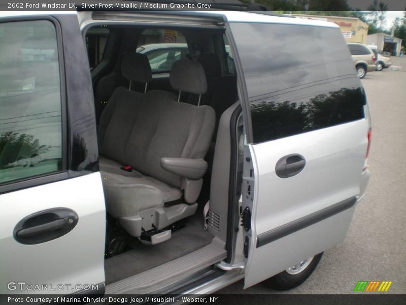 Silver Frost Metallic / Medium Graphite Grey 2002 Ford Windstar LX