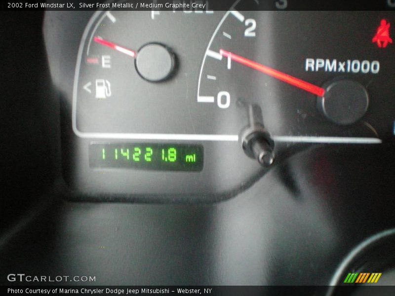 Silver Frost Metallic / Medium Graphite Grey 2002 Ford Windstar LX