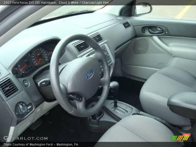 Cloud 9 White / Charcoal/Light Flint 2007 Ford Focus ZX5 SES Hatchback
