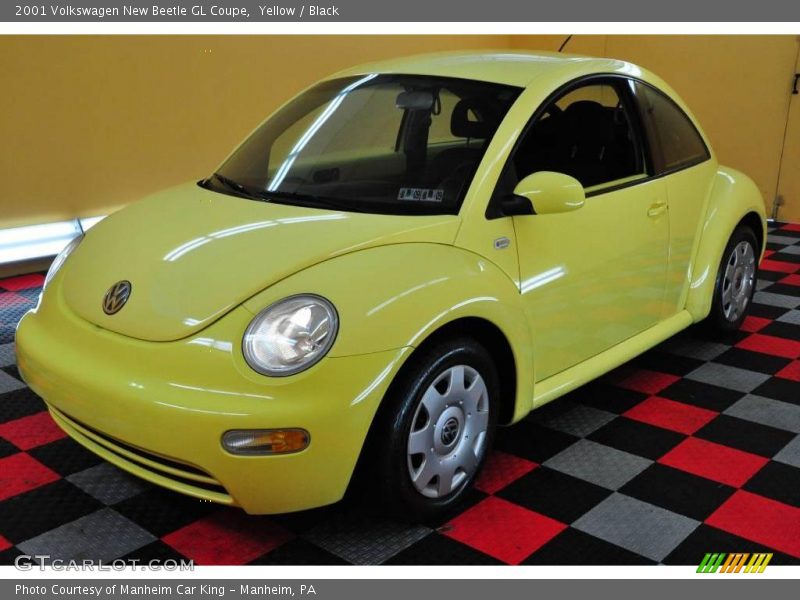 Yellow / Black 2001 Volkswagen New Beetle GL Coupe