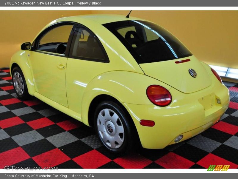 Yellow / Black 2001 Volkswagen New Beetle GL Coupe