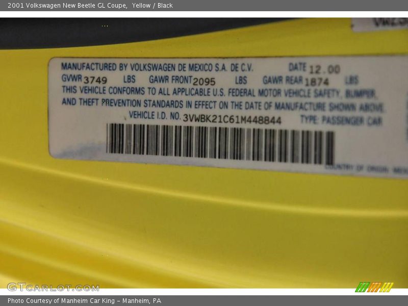 Yellow / Black 2001 Volkswagen New Beetle GL Coupe