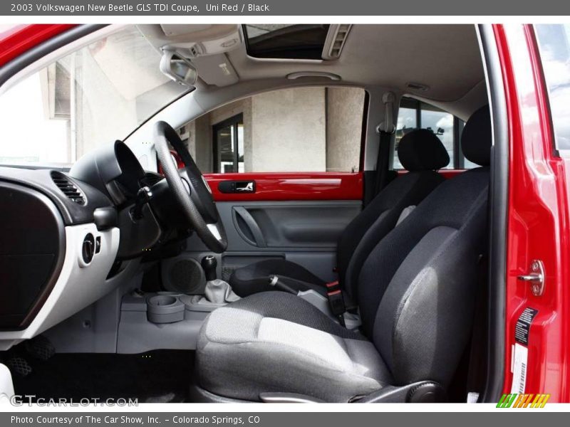 Uni Red / Black 2003 Volkswagen New Beetle GLS TDI Coupe