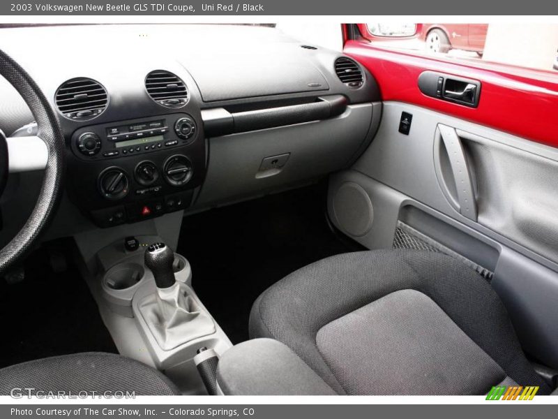 Uni Red / Black 2003 Volkswagen New Beetle GLS TDI Coupe