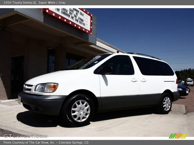 Super White / Gray 2000 Toyota Sienna LE