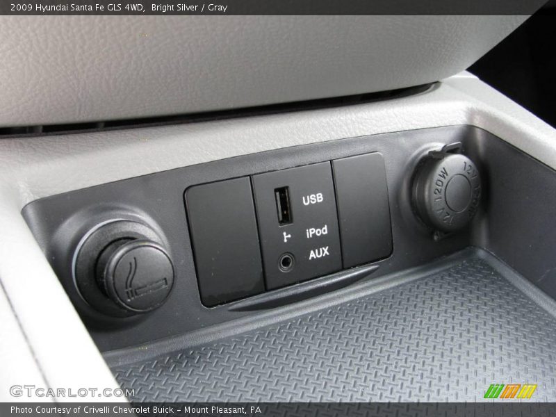 Bright Silver / Gray 2009 Hyundai Santa Fe GLS 4WD