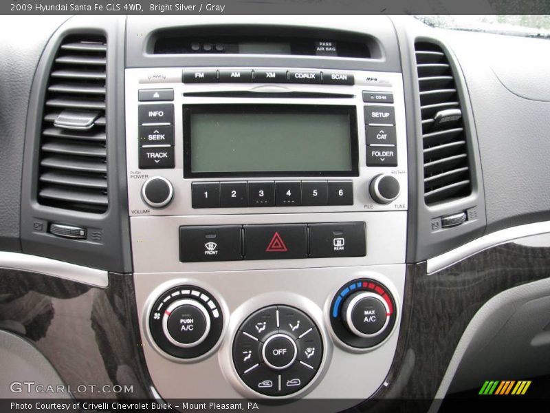 Bright Silver / Gray 2009 Hyundai Santa Fe GLS 4WD
