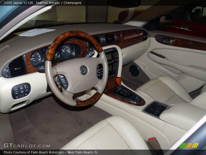 Seafrost Metallic / Champagne 2006 Jaguar XJ XJ8