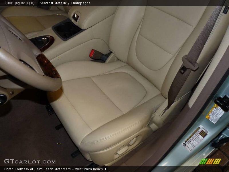 Seafrost Metallic / Champagne 2006 Jaguar XJ XJ8
