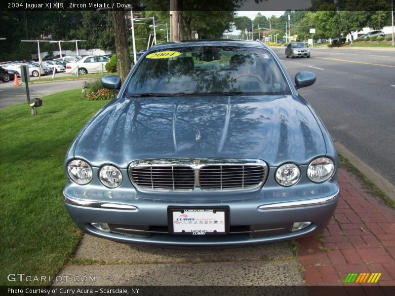Zircon Metallic / Dove 2004 Jaguar XJ XJ8