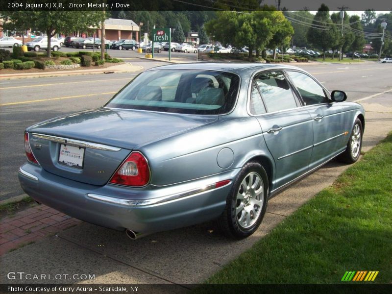 Zircon Metallic / Dove 2004 Jaguar XJ XJ8