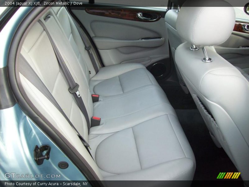 Zircon Metallic / Dove 2004 Jaguar XJ XJ8