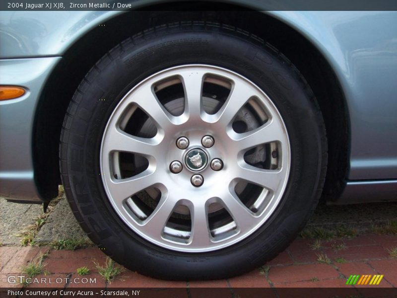 Zircon Metallic / Dove 2004 Jaguar XJ XJ8