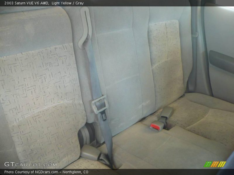 Light Yellow / Gray 2003 Saturn VUE V6 AWD