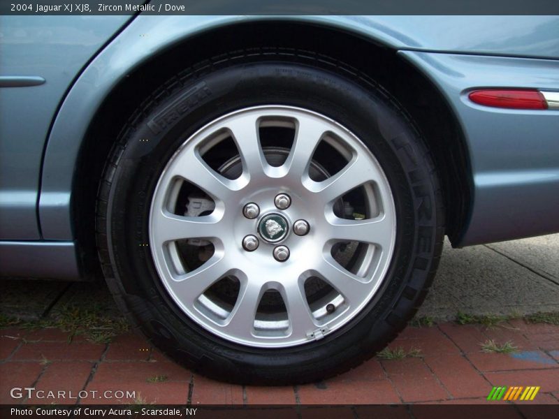 Zircon Metallic / Dove 2004 Jaguar XJ XJ8