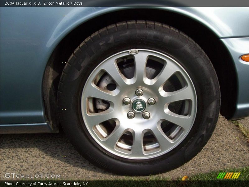 Zircon Metallic / Dove 2004 Jaguar XJ XJ8