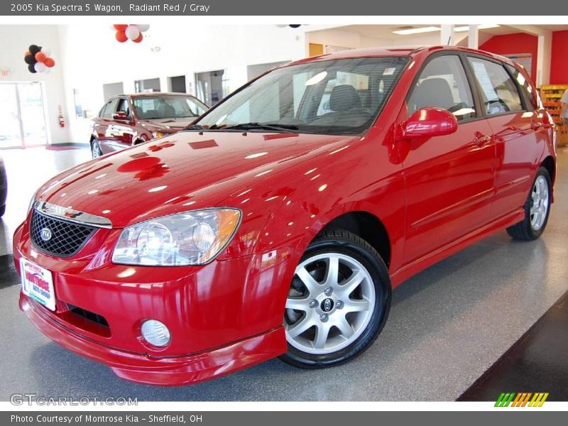 Radiant Red / Gray 2005 Kia Spectra 5 Wagon
