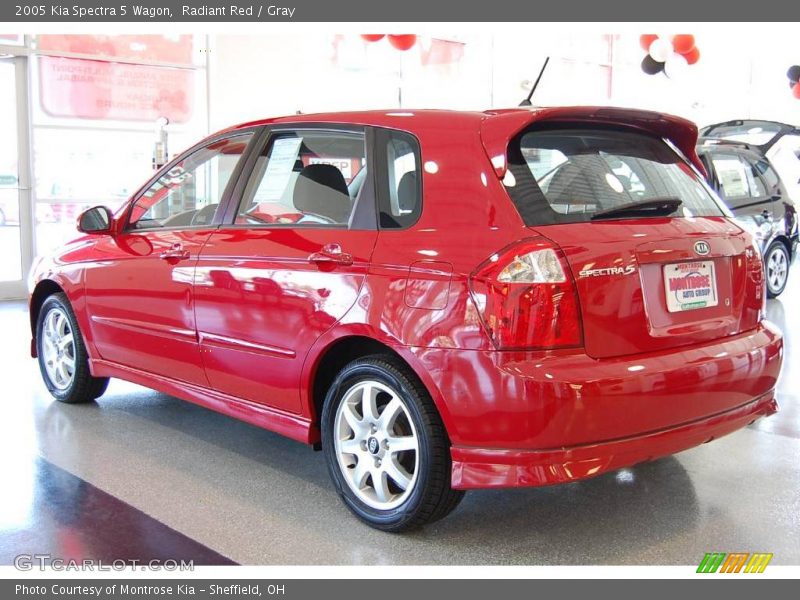 Radiant Red / Gray 2005 Kia Spectra 5 Wagon