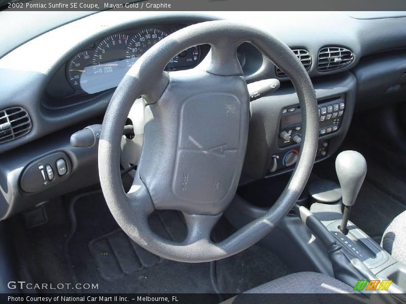 Mayan Gold / Graphite 2002 Pontiac Sunfire SE Coupe