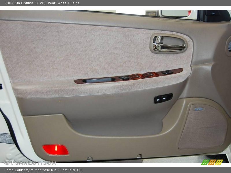 Pearl White / Beige 2004 Kia Optima EX V6