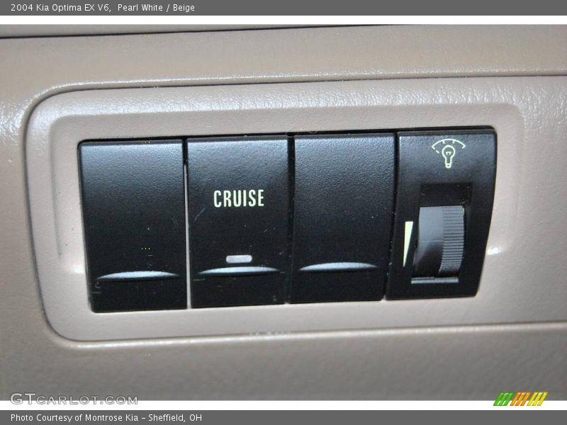 Pearl White / Beige 2004 Kia Optima EX V6
