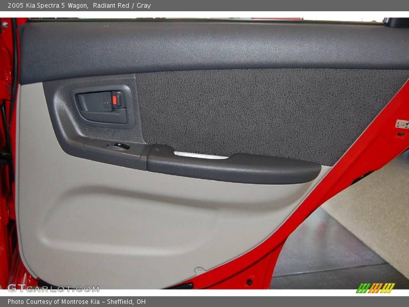 Radiant Red / Gray 2005 Kia Spectra 5 Wagon